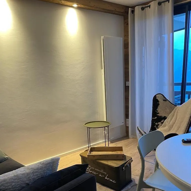 Appartement Le Flocon Alpe d'Huez 0*,  France